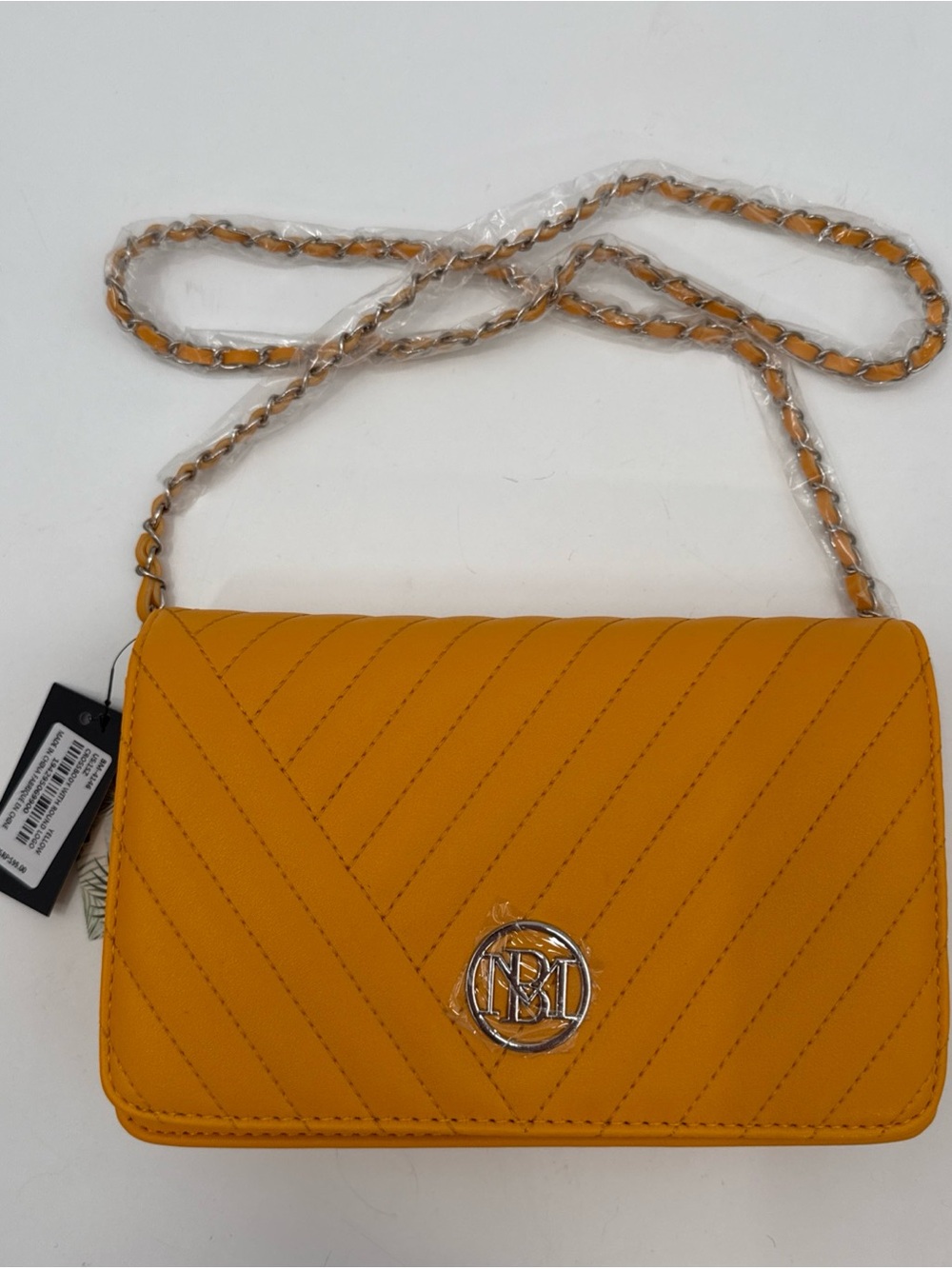 Stylish Quilted Crossbody Bag in Mustard Yellow with Chain Strap